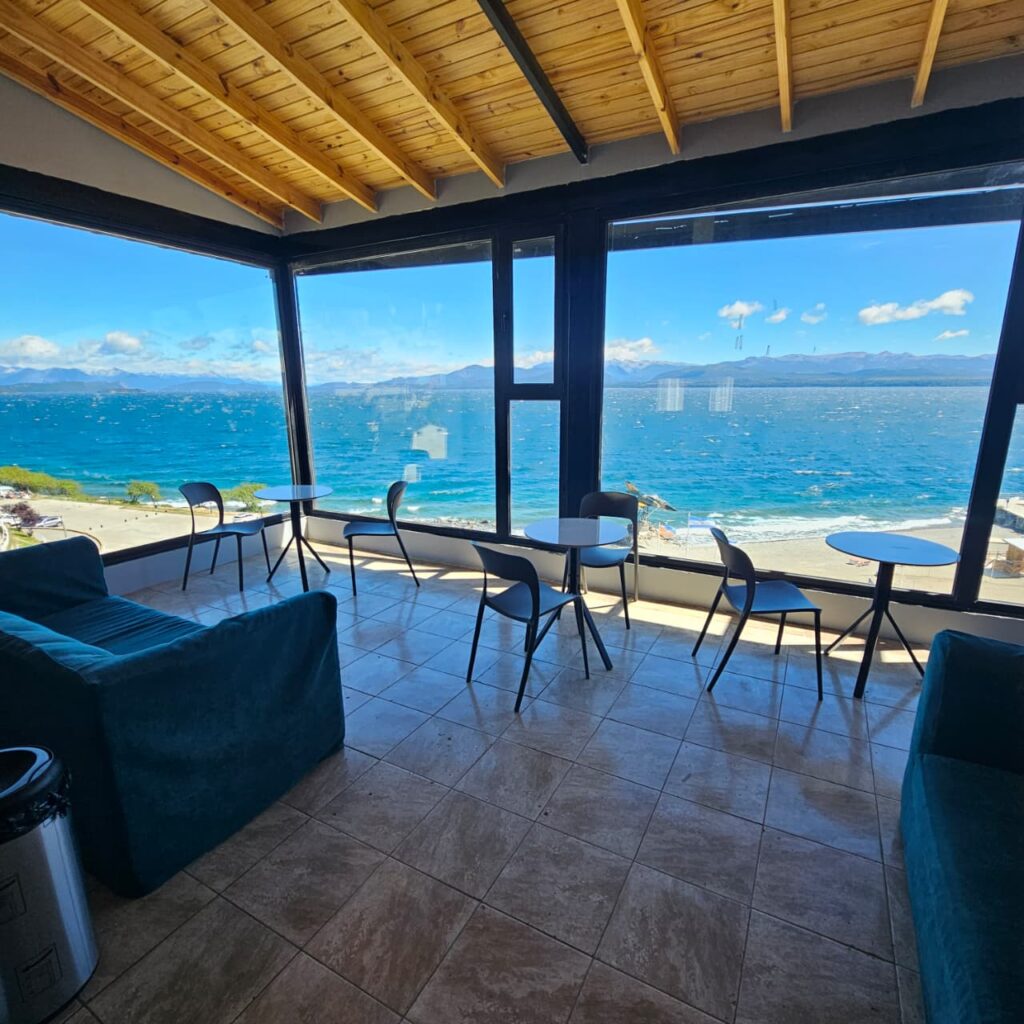 Hotel Bariloche Lake